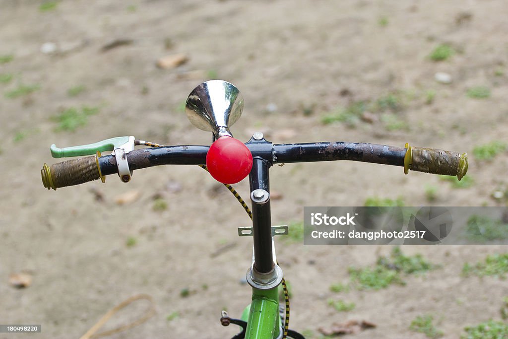 빈티지 에어제스처 집음기 고무 전구 자전거 - 로열티 프리 0명 스톡 사진