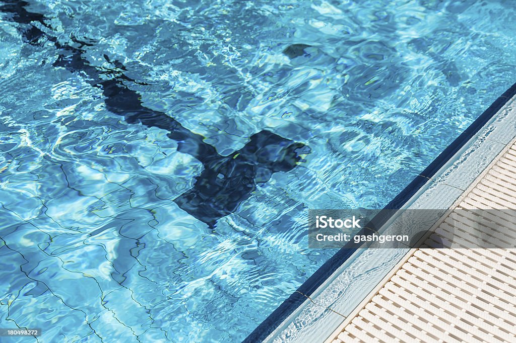 Edge of swimming pool. - Lizenzfrei Abstrakt Stock-Foto