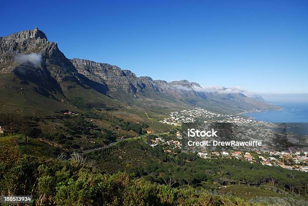 Table Mountain - Fotografie stock e altre immagini di Ambientazione esterna - Ambientazione esterna, Blu, Calcare