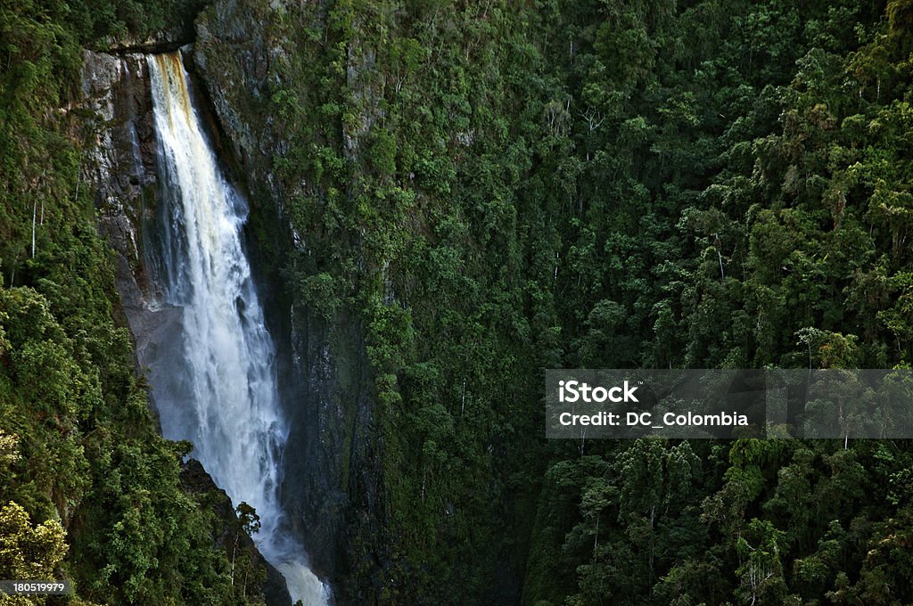 Bordones 滝 - コロンビア - 南アメリカのロイヤリティフリーストックフォト