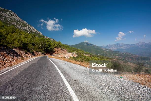 Strada Di Montagna Taurus Montagne Turchia - Fotografie stock e altre immagini di Ambientazione esterna