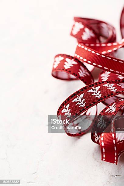 Cintas De Navidad Foto de stock y más banco de imágenes de Anticuado - Anticuado, Cinta, Decoración - Artículos domésticos