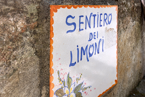 directional sign along the Sentiero dei Limoni (Path of the Lemons) between the villages of Maiori and Minoro along the Italian Amalfi coast