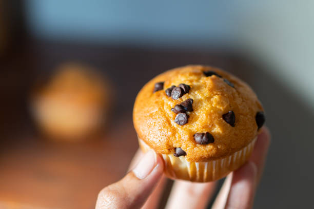 istock mini cupcakes on a wooden plate 1805811993