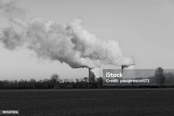 Атомная Электростанция — стоковые фотографии и другие картинки Атом - Атом, Атомная электростанция, Башня