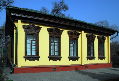 Kazakhstan, Almaty: facade of the Akhmet Baitursinuly / Baitursynov house museum - Kazakh poet and politician (1873, 1937) - photo by M.Torres