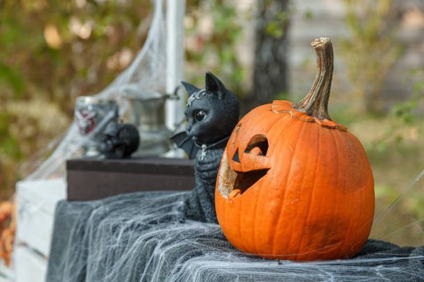 istock Beautiful autumn Halloween location 1806158111