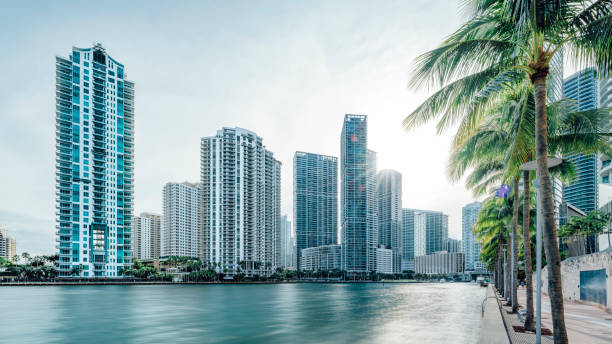 von miami - brickell key stock-fotos und bilder