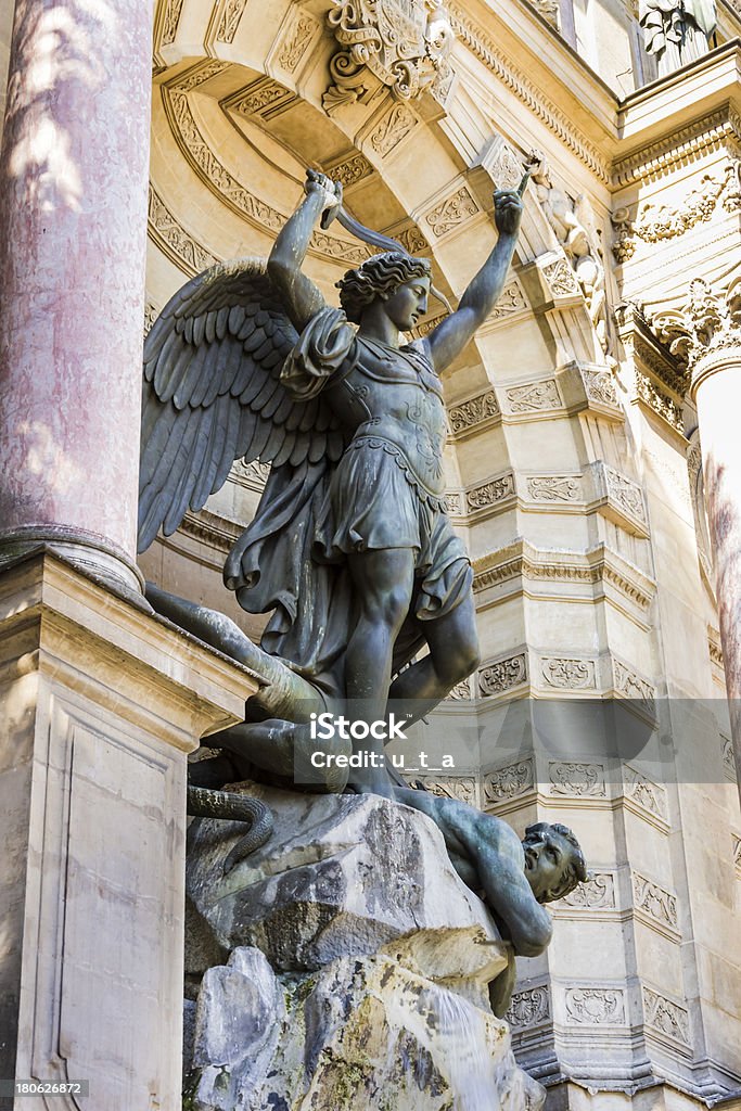 Saint Michael fonte, Paris, França - Foto de stock de 1858 royalty-free