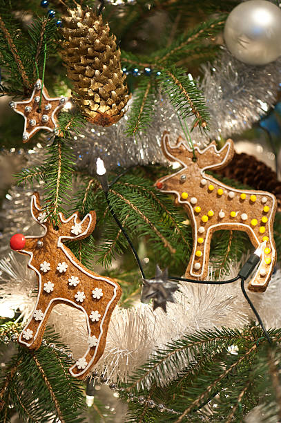 istock Baked Christmas tree decoration 180627853
