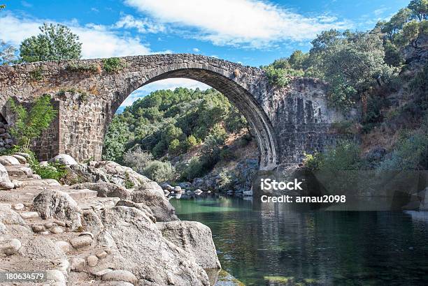 Photo libre de droit de Gredos Rivière Piscines banque d'images et plus d'images libres de droit de Arbre - Arbre, Espagne, Fleuve et rivière