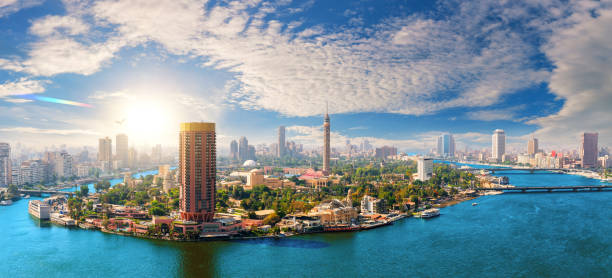 Sunset area of Cairo, view of the Nile and prestigious buildings of Egypt Sunset area of Cairo, view of the Nile and prestigious buildings of Egypt. cairo stock pictures, royalty-free photos & images