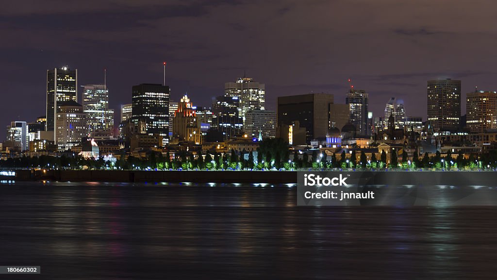 El centro de la ciudad de Montreal por la noche, Quebec, Canadá - Foto de stock de Aire libre libre de derechos