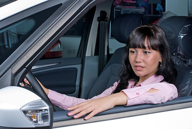 istock Pretty woman - driver 180668952