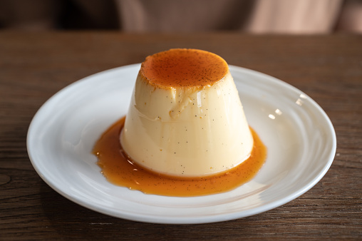 Pudding is a popular dessert and snack. It tastes sweet, and comes in many flavors.