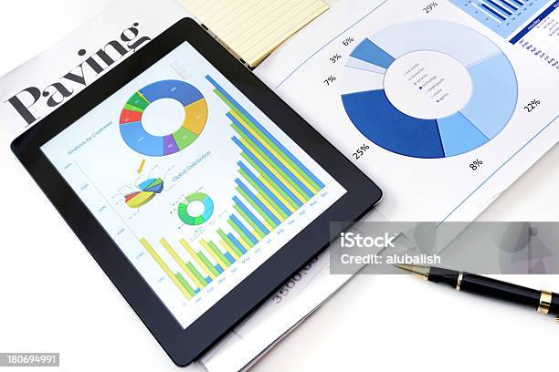Moderne Tabelle Hintergrund Stockfoto und mehr Bilder von Analysieren - Analysieren, Arbeiten, Ausverkauf