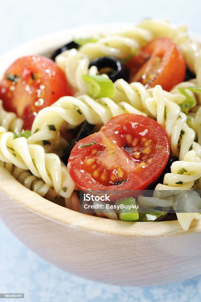 Insalata di pasta Fusilli - Foto stock royalty-free di Alimentazione sana