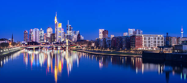 istock Landscape view of Frankfurt skyline and main river 180696035