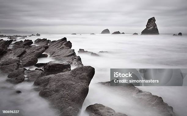 Foto de Jurassic Seascape e mais fotos de stock de Arrebentação - Arrebentação, Beleza, Cena de tranquilidade