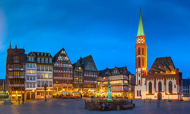 istock Romerplatz, Town Square Frankfurt, Germany 180696605