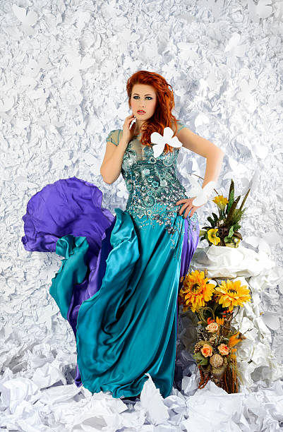 istock fashion woman 180697078
