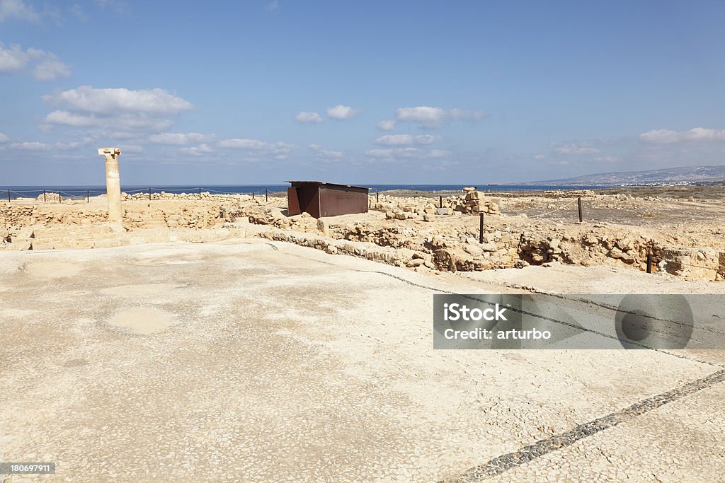 Solitário coluna individual, de Pafos roman antiga sítio arqueológico de Chipre - Royalty-free Arcaico Foto de stock