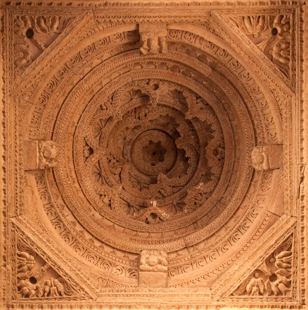 istock Sas Bahu Temple in Gwalior Fort. 180699637