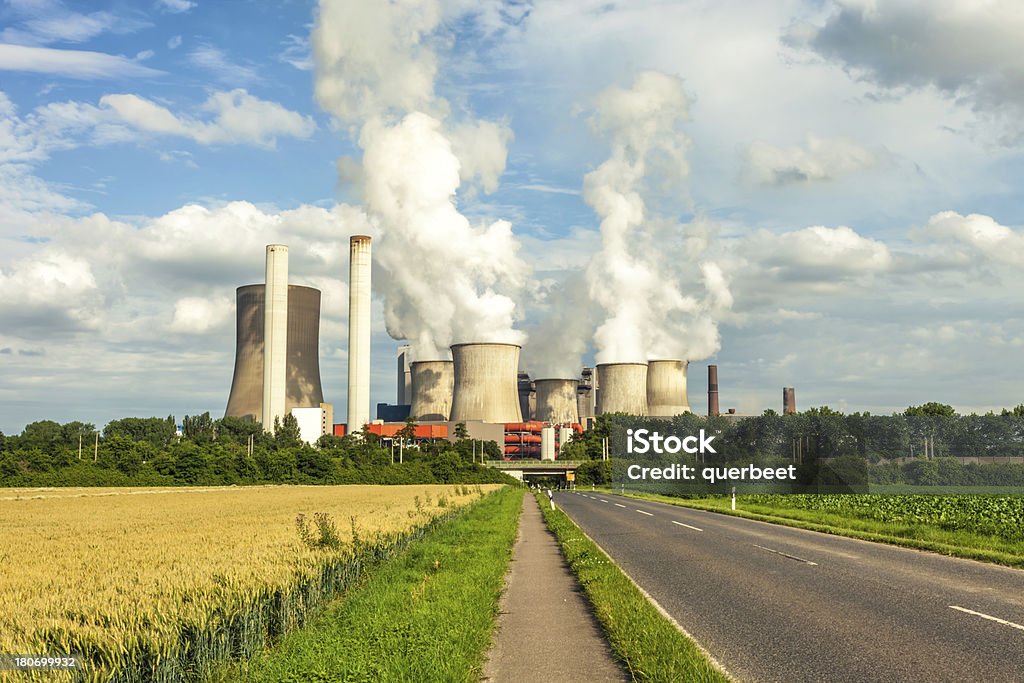 Großen Kraftwerk - Lizenzfrei Energieindustrie Stock-Foto