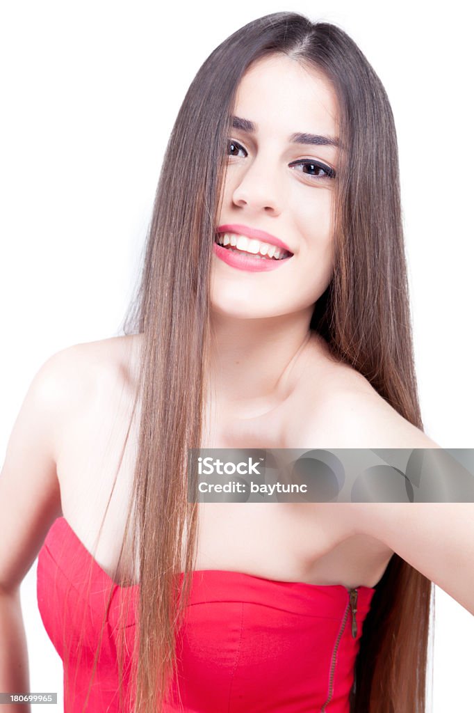 Beauté portrait d'un jeune brunette femme avec beau sourire - Photo de 18-19 ans libre de droits