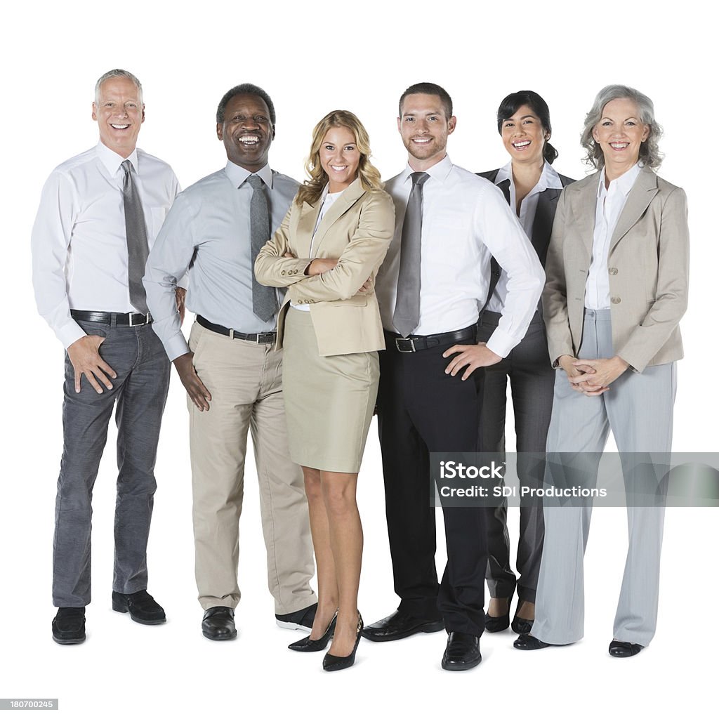 Équipe d'affaires heureux dans différentes tenues debout en toute confiance, cliché en studio - Photo de Bonheur libre de droits