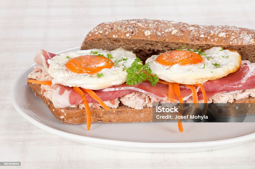 샌드위치, 달걀 프라이 - 로열티 프리 0명 스톡 사진