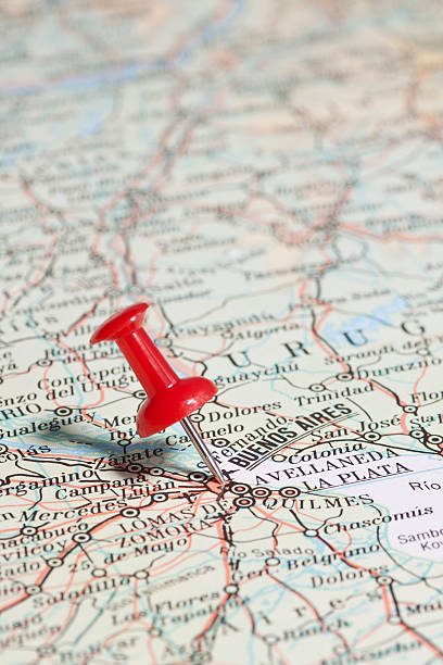 istock traveling in the report 180700896