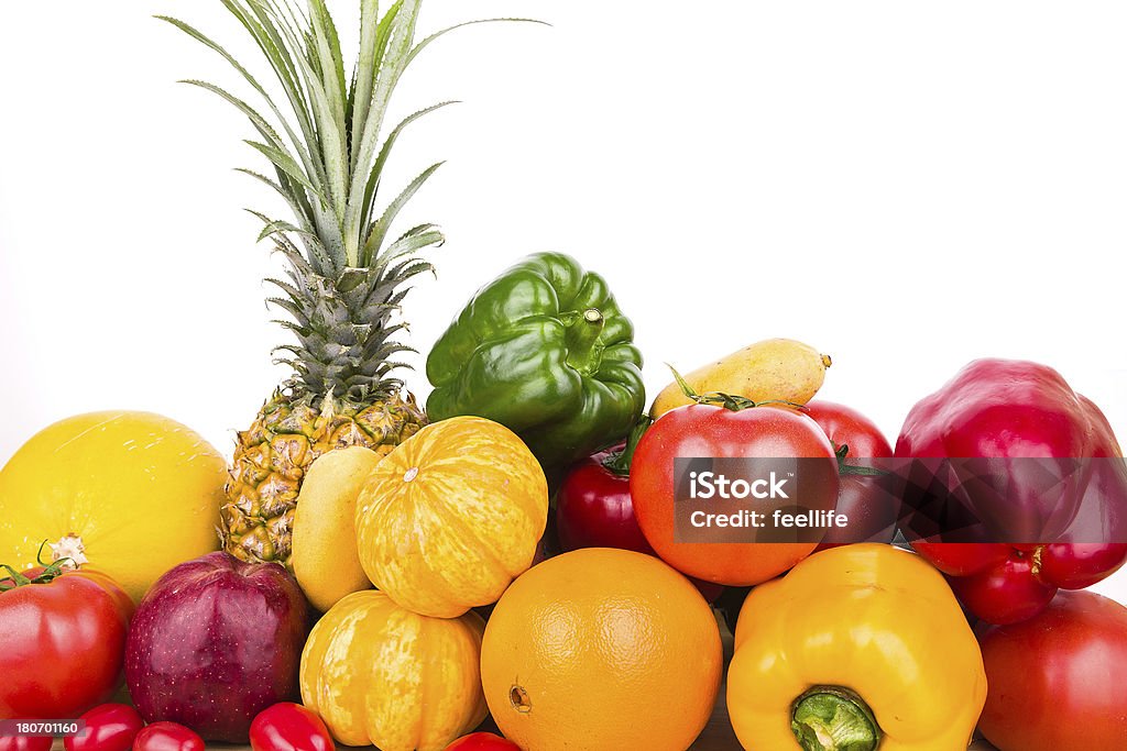 Verdure fresche e frutta varietà isolato su sfondo bianco - Foto stock royalty-free di Agrume