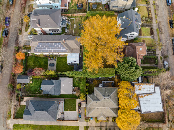 istock Solar Panels on Houses 1807023245