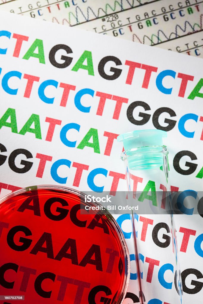 Sequenziamento del DNA - Foto stock royalty-free di Analizzare