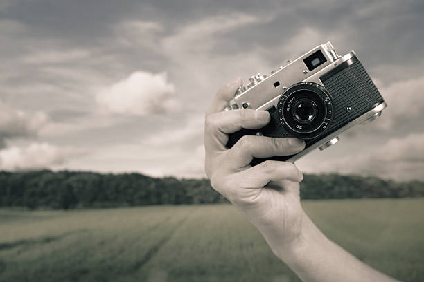 istock Photographing landscapes with a rangefinder camera 180702908