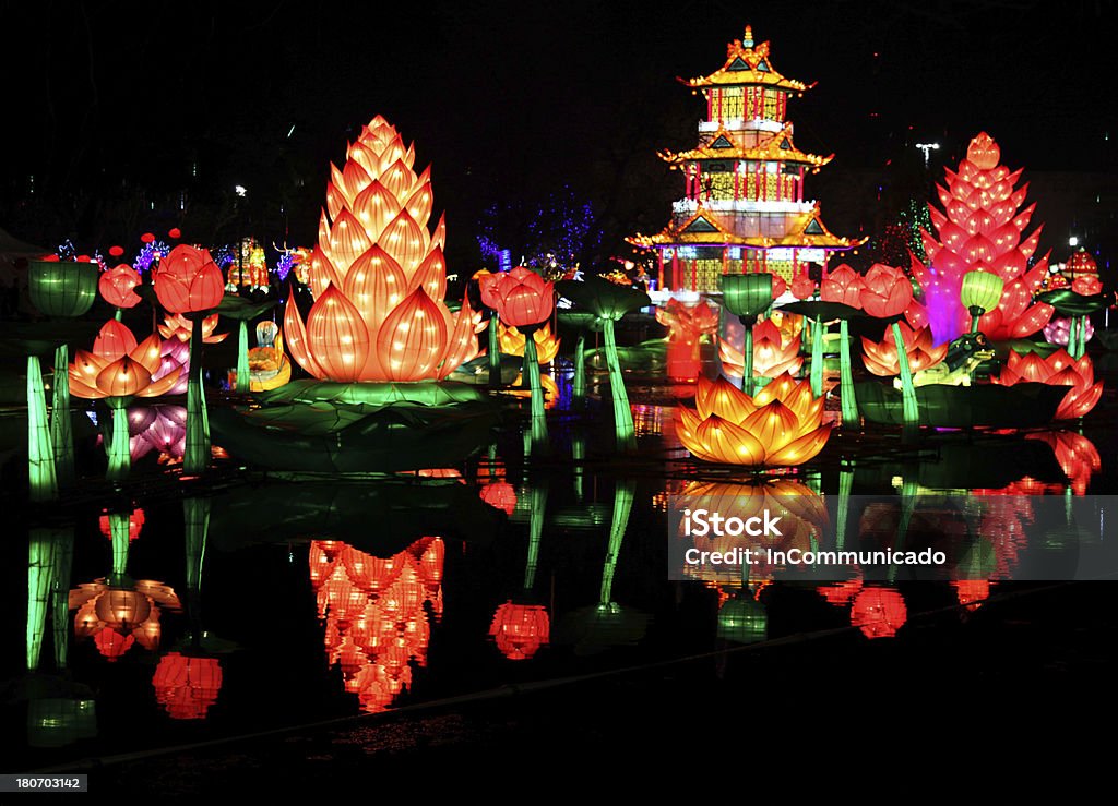 Luzes de lanternas chinesas - Foto de stock de Amarelo royalty-free