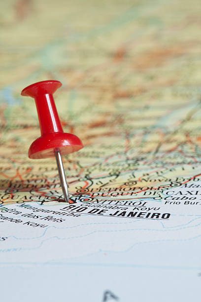 istock traveling in the report 180704952