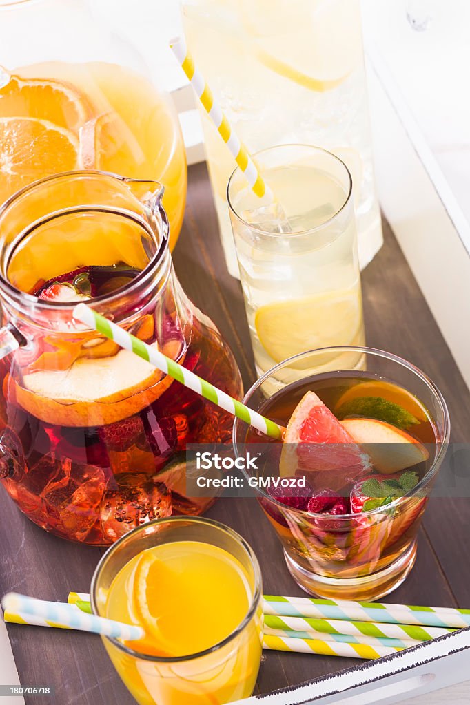 Fruchtpunsch, Orangensaft und Limonade - Lizenzfrei Alkoholisches Getränk Stock-Foto