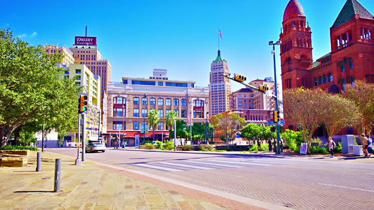 Bexar County District Courts. Tower Life Building. Drury Plaza Hotel San Antonio Riverwalk. USA, Texas, San Antonio,