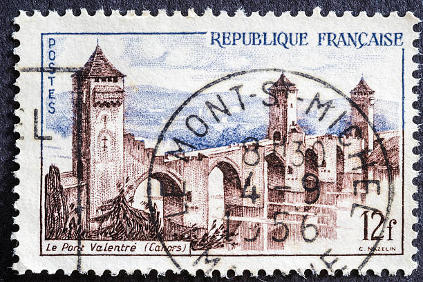 istock The Valentre Bridge (Cahors) Stamp 180707233