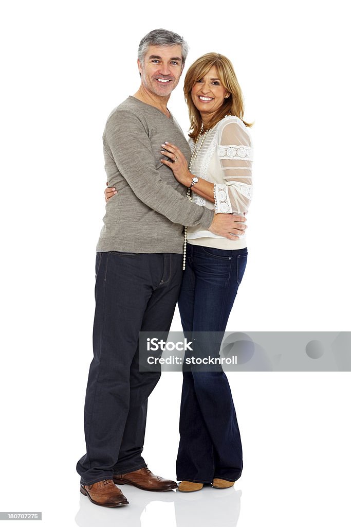 Casal em pé juntos sobre branco - Foto de stock de 40-44 anos royalty-free