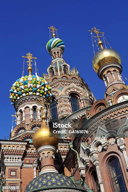 Golden Flanken Der Orthodoxen Kathedrale In St Petersburg Stockfoto und mehr Bilder von Architektur