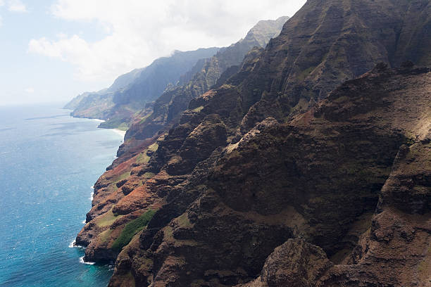 costa napali, havai - kauai tropical climate green travel destinations imagens e fotografias de stock