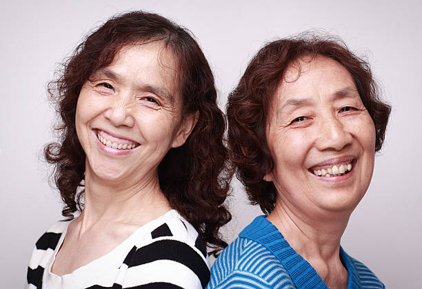 istock My mother and aunt 180709295
