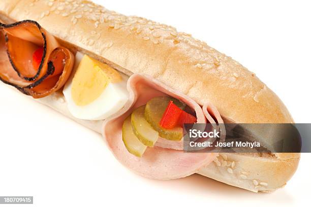 A Sanduíche - Fotografias de stock e mais imagens de Almoço - Almoço, Branco, Cacete - Pão