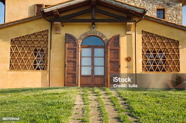 Land Villa Stockfoto und mehr Bilder von Architektur - Architektur, Blau, Fenster