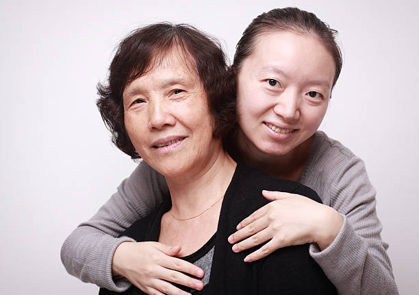 istock Happy Chinese mother and daughter 180711554