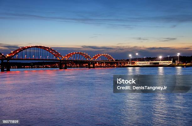 Ponte Centenária - Fotografias de stock e mais imagens de Davenport - Iowa - Davenport - Iowa, Iowa, Ponte