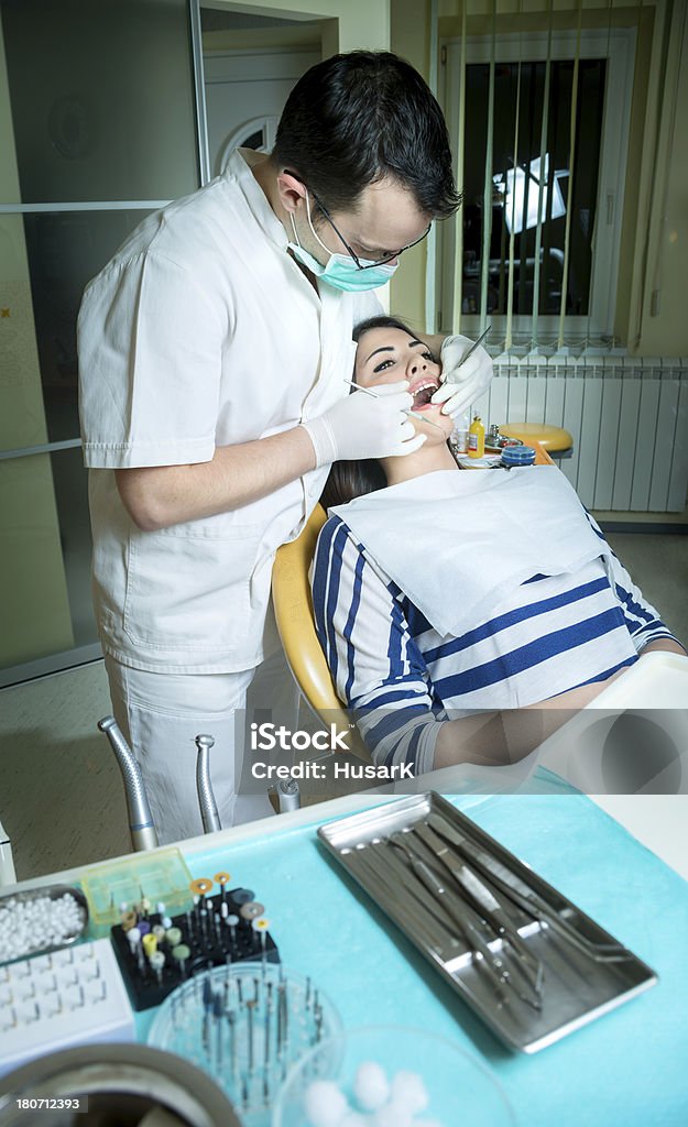 Menina no Dentista - Royalty-free 20-29 Anos Foto de stock